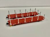 Revolution Trains N-IPA-131A Twin set flats with stakes in STVA red livery (N Gauge)