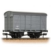 Bachmann Branchline 38-080C SR 12T 2+2 Planked Ventilated Van LMS Grey (OO Gauge)