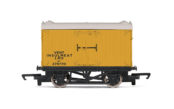 Hornby Railroad R60051 LMS, Refrigerator Van - Era 3 (OO Gauge)