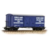 Bachmann Narrow Gauge 393-029 Bogie Covered Goods Wagon 'Express Dairy Company' Blue (OO9 Gauge)