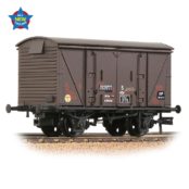 Bachmann Branchline 38-873 BR 12T 'Vanwide' Ventilated Van BR Bauxite (TOPS) Weathered (OO Gauge)