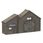 Graham Farish 42-268 Low Relief Weather Boarded Warehouse (N Gauge)