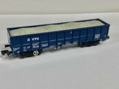 Revolution Trains N-EAL-104L Ealnos JNA-T VTG Blue with working tail lamp (N Gauge)