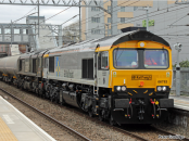 Gaugemaster Collection GM2210104 Class 66 66793 in Railfreight Construction sector triple grey with GBRf branding (N Gauge)