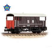 Graham Farish 378-026 SE&CR 25T 'Dance Hall' Brake Van SR Brown (N Gauge)