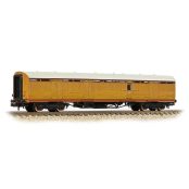 Graham Farish 374-860 LNER Thompson Full Brake LNER Teak Effect (N Gauge)