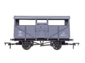 Dapol 4F-020-045 GWR Cattle Wagon 13827 (OO Gauge)