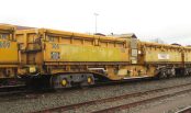 Dapol 4F-075-005 MRA Ballast Wagon Network Rail Yellow (OO Gauge)